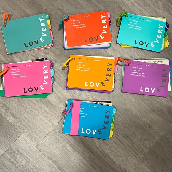 Lovevery guide set - Picture 1 of 8